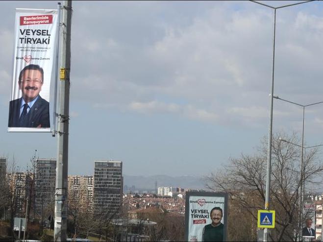 AKP'ye 'afiş' uyarısı: Habersiz asıyorsunuz, sorumlu siz olursunuz