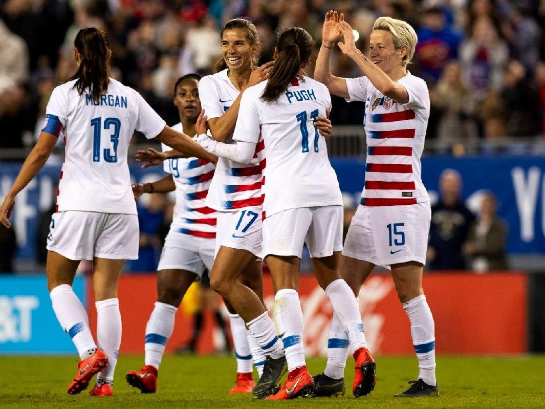 ABD'li kadın futbolculardan devlete eşit ücret davası