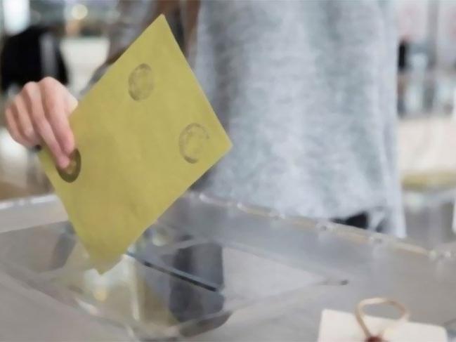 İstanbul'da oyların yeniden sayımı durduruldu