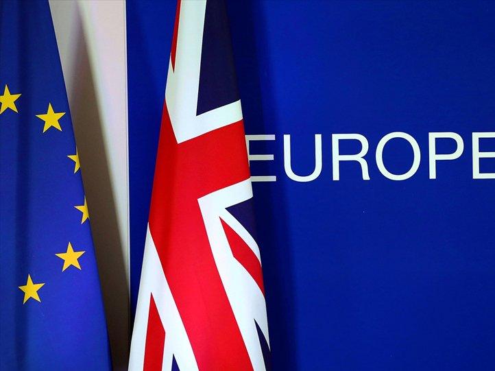 'Anlaşmasız Brexit'i önleyecek tasarıya onay