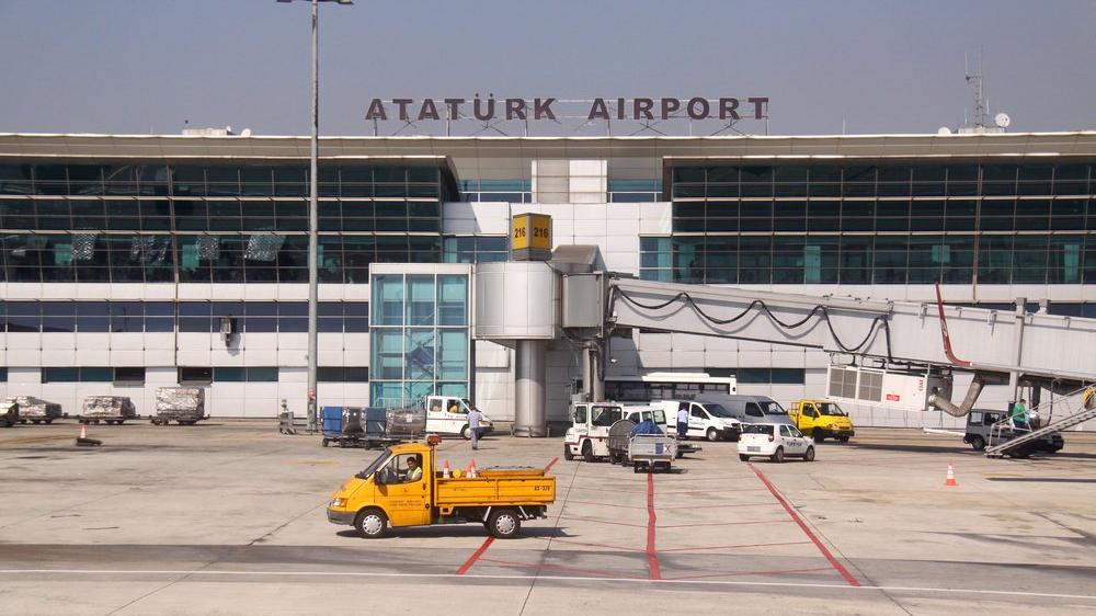 Yeşilköy Havaalanı'ndan Atatürk Havalimanı'na...