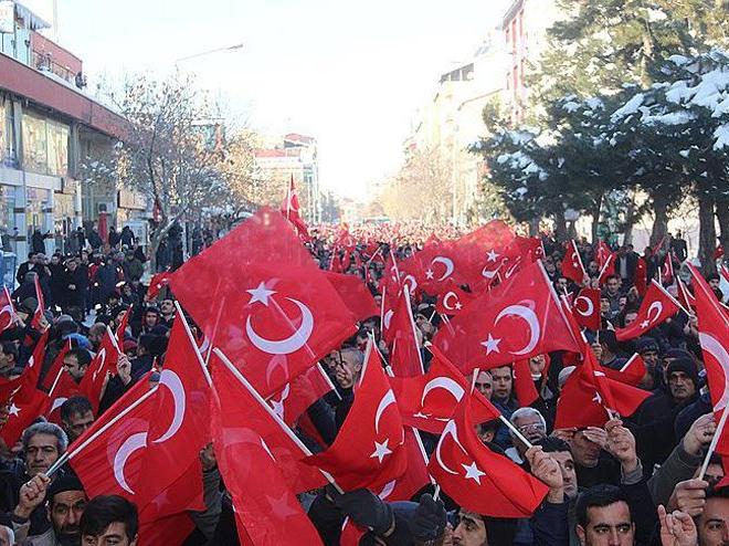 Bitlis'te toplantı ve gösteri yürüyüşleri 15 gün yasaklandı