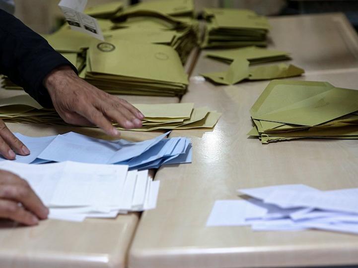İstanbul’da seçim sonuçlarında son durum: Sandıklar sayılıyor, AKP'nin oyu azaldı