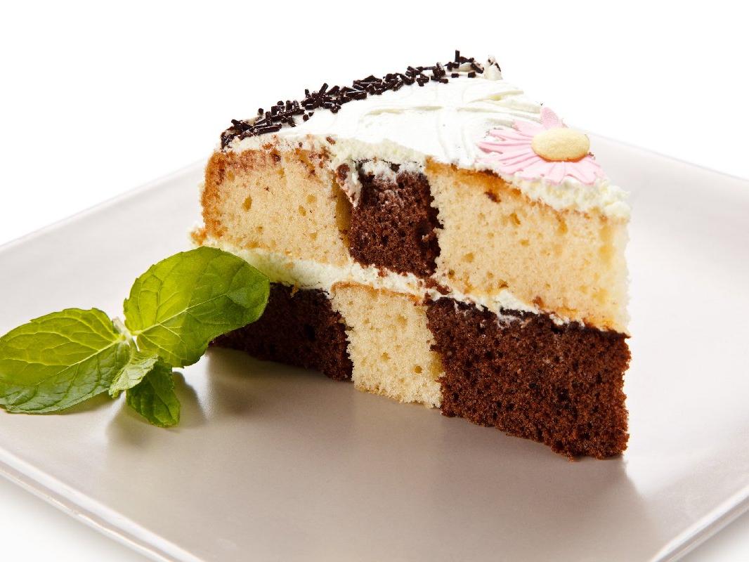 Çikolatalı Hindistan cevizli pasta tarifi... Evde kolay pasta nasıl yapılır? İşte faydaları ile hindistan cevizli pasta yapılışı