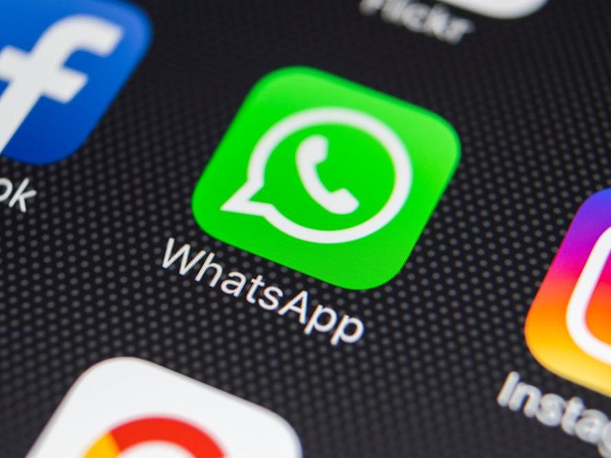 Whatsapp, Facebook ve Instagram'da erişim sorunu! Bakan'dan flaş açıklama geldi