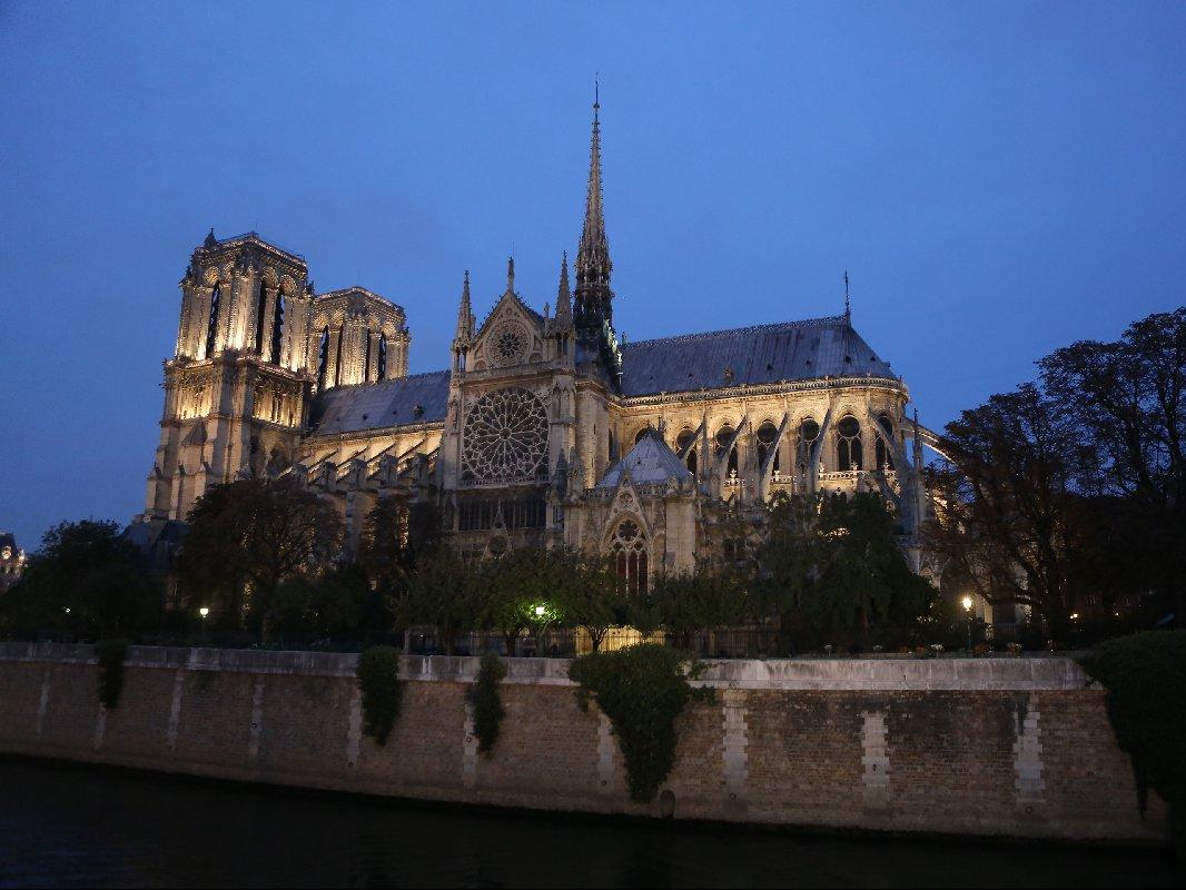 Notre Dame Katedrali nerede? İşte Notre Dame Katedrali tarihi...