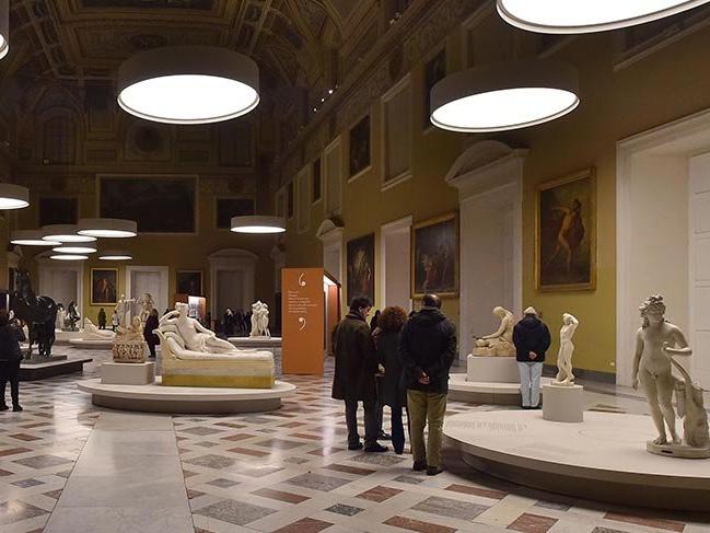 18. yüzyılda açılan Napoli Arkeoloji Müzesi