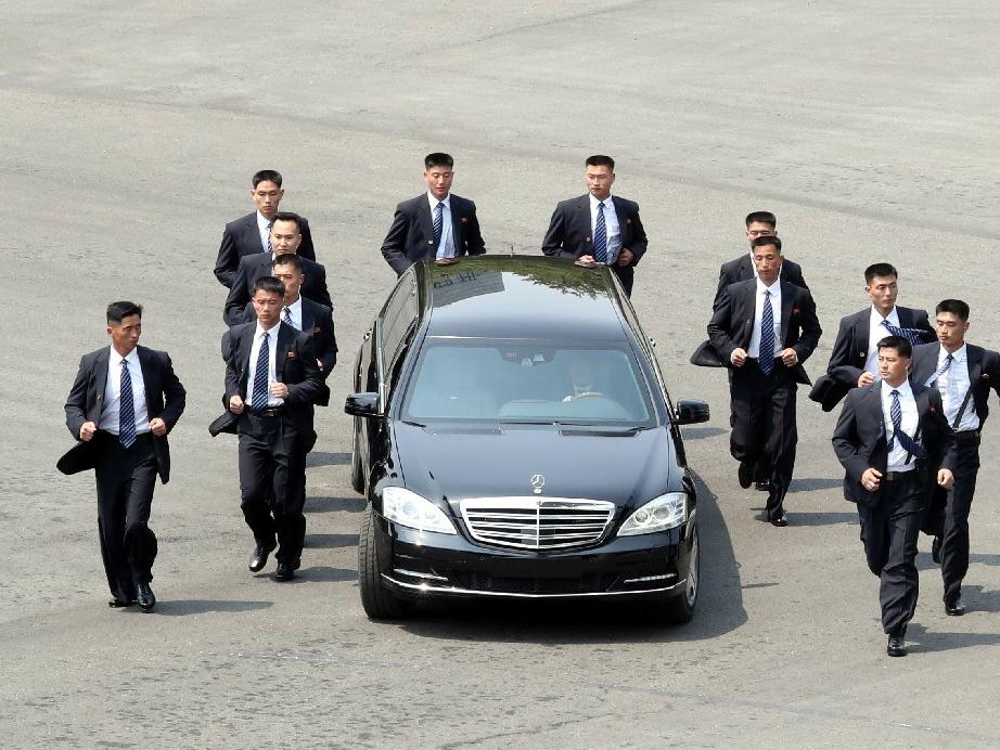 Kuzey Kore liderinin Mercedes otomobilleri nereden geldi?