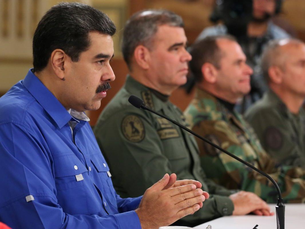 ABD'den Maduro iddiası: Ruslar ikna etti