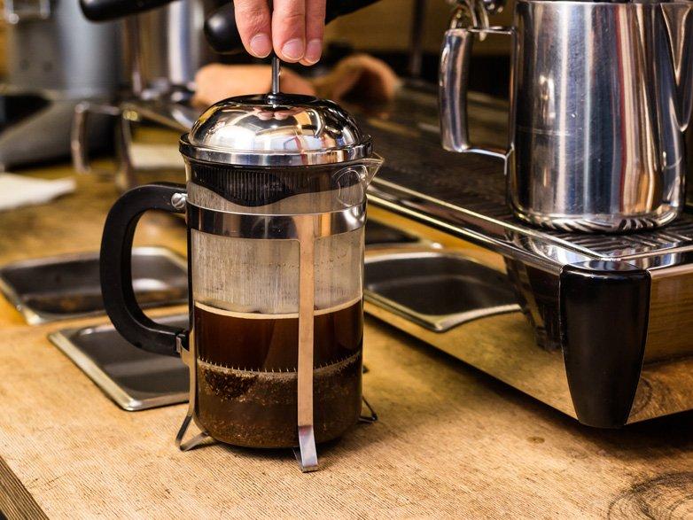Dünyaca ünlü kahve zincirine şok: 263.000 kahve makinesi geri çağrıldı