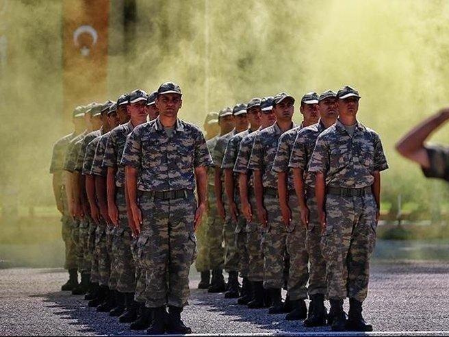 Deniz Kuvvetleri Komutanlığı bin 640 personel alacak! İşte başvuru şartları…