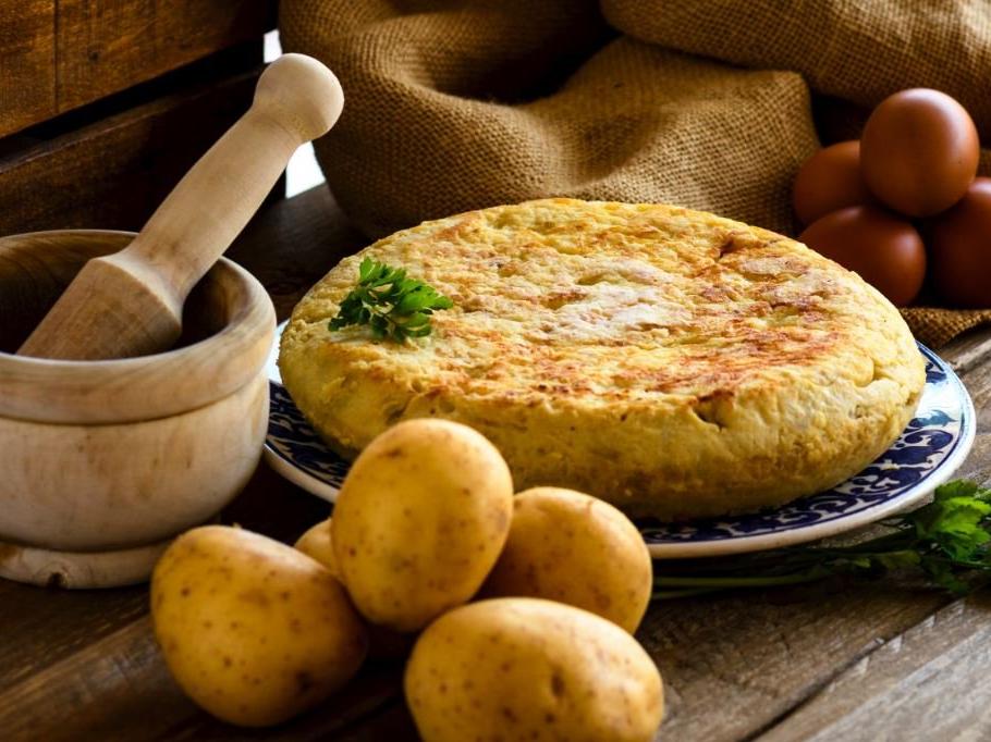 Yumurtalı patates tarifi: Sahur için lezzetli bir öneri! Yumurtalı patates nasıl yapılır?
