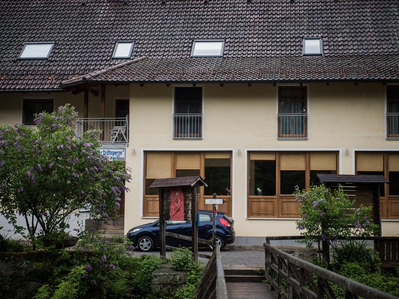 Almanya'da 5 ceset bulundu: Sebebi ortaçağ tarikatı
