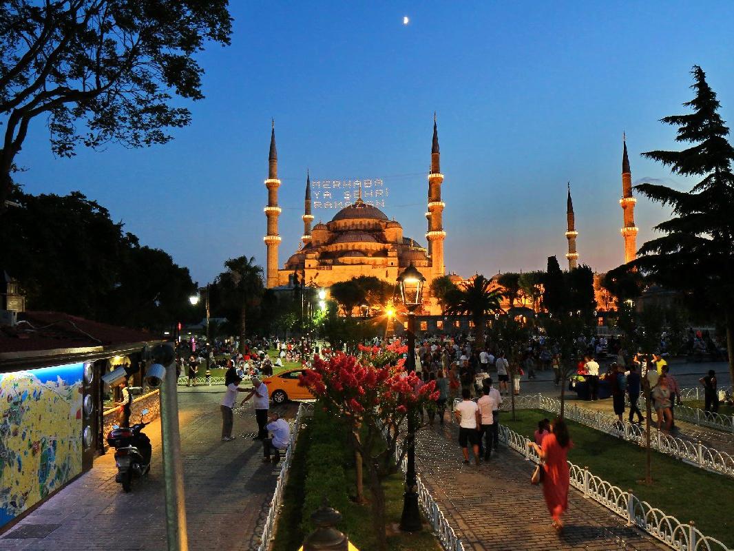 Bugün iftar saat kaçta açılacak? İftar saatleri 2019: Ankara, İstanbul, Bursa ve Konya’da iftara ne kadar kaldı? İşte il il iftar vakitleri…