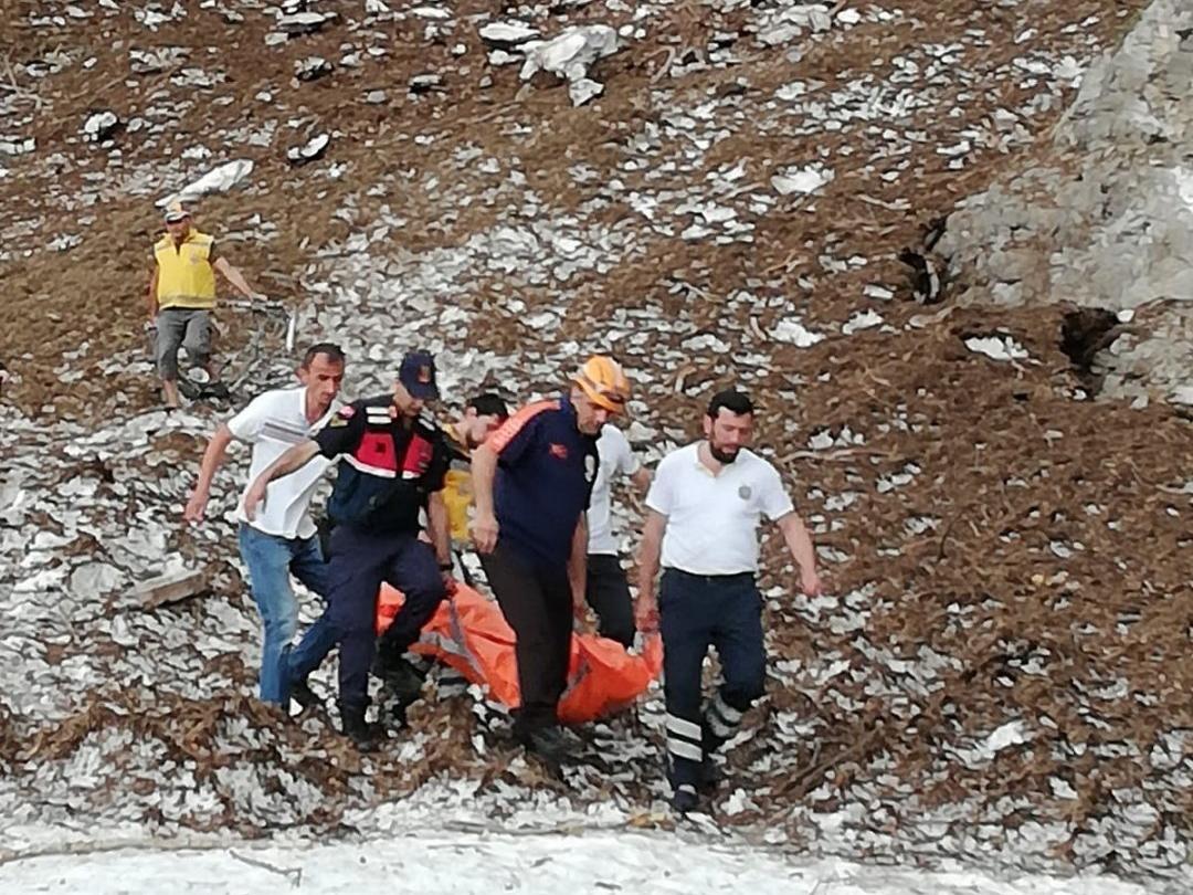 Artvin’de uçuruma yuvarlanan 1 kişi ölü bulundu