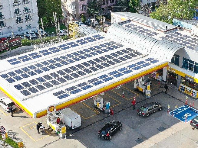Türkiye'nin ilk güneş enerjili benzin istasyonu!