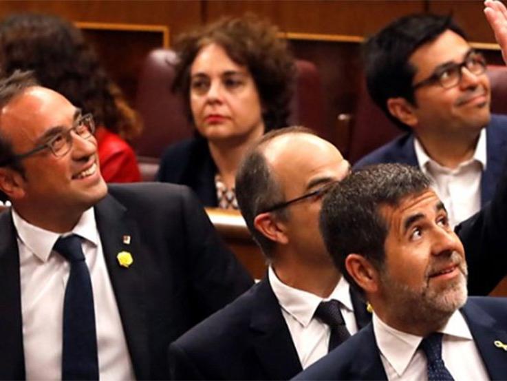 İspanya'da tarihi gün... Tutuklu vekiller ilk kez parlamentoda!