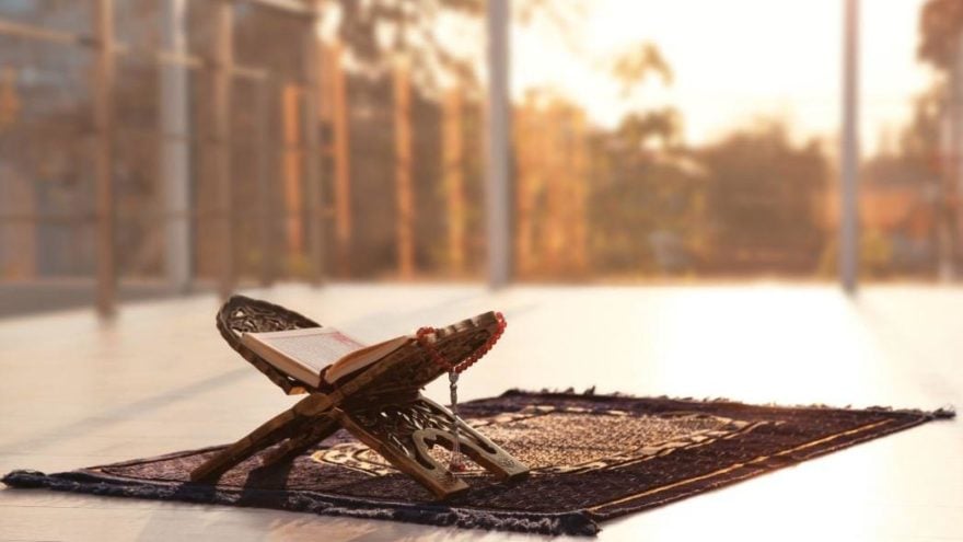 Bugün akşam ve yatsı ezanı saat kaçta? İşte il il namaz vakitleri ...