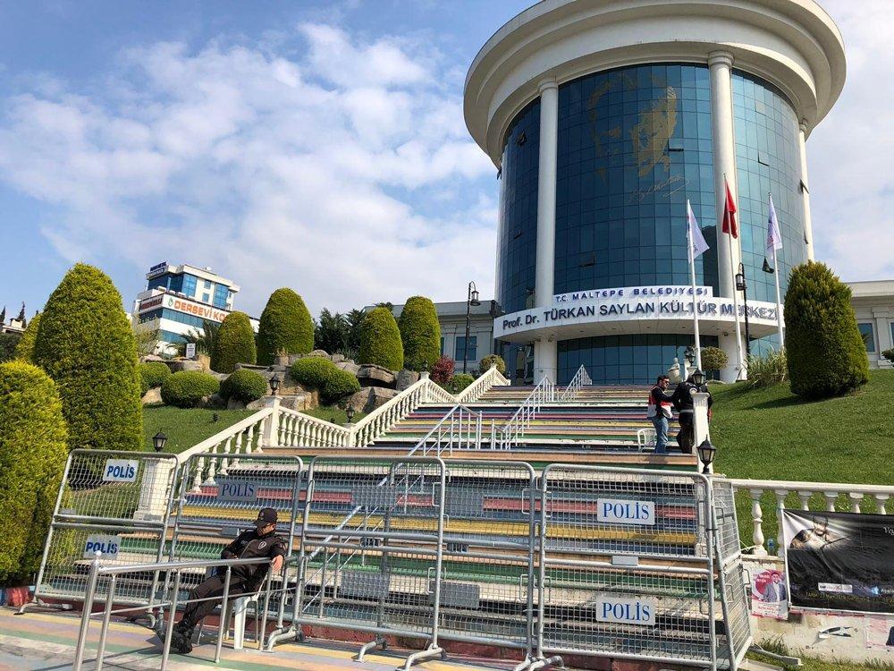 Skandal gerekçeye kabul: Türkan Saylan Kültür Merkezi artık seçim merkezi değil!