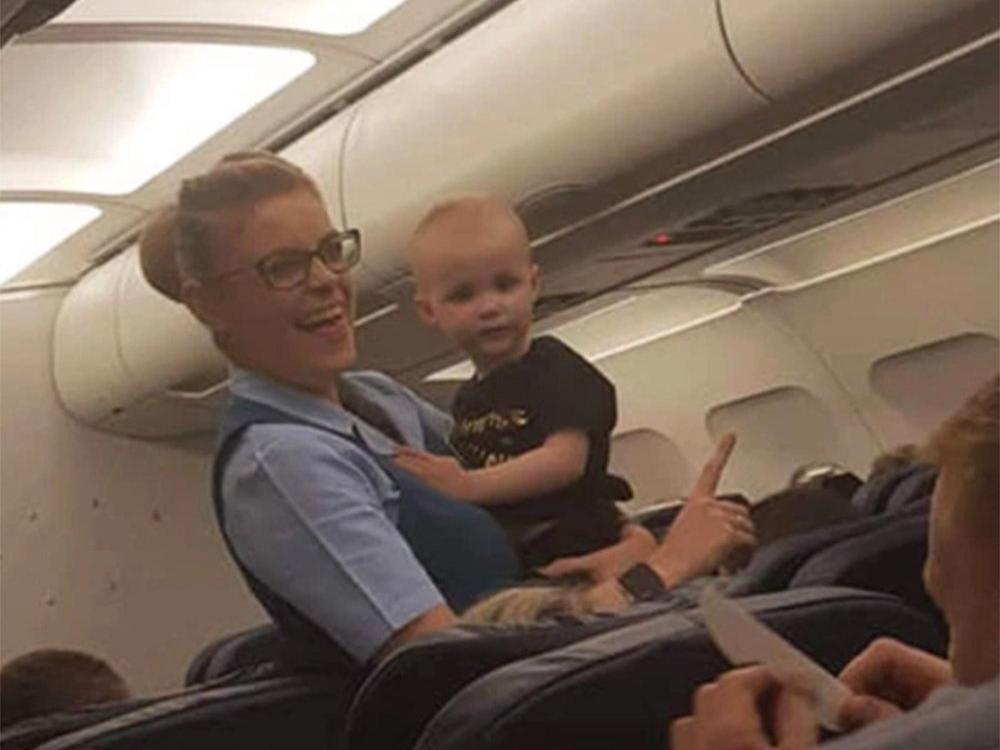 Sosyal medya kahraman hostesi konuşuyor! 1 yaşındaki bebeği hayata döndürdü