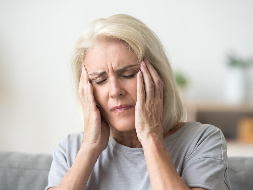 'Baş ağrısı çekenlerin yüzde 56'sında depresyon saptandı'