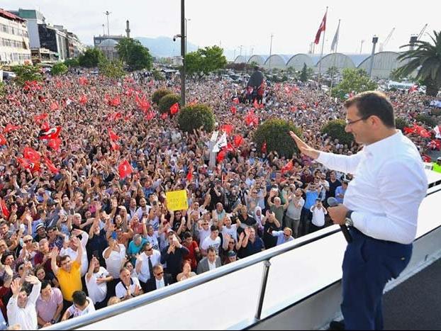 VIP'e almadıkları İmamoğlu Türkiye’nin kalbine girdi