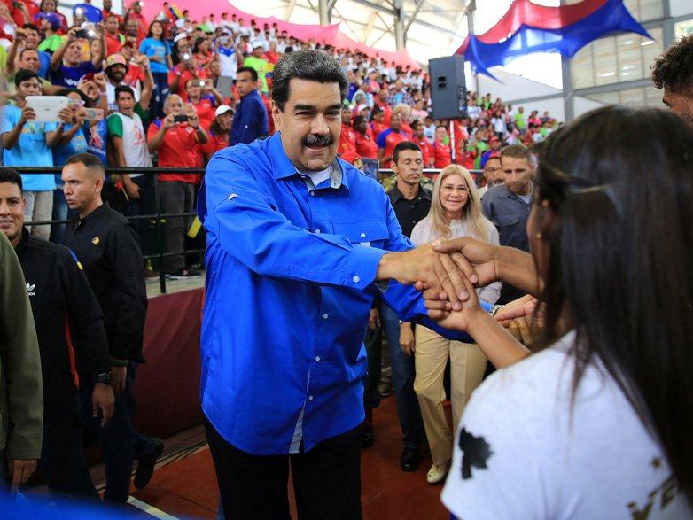 Maduro'dan talimat: Sınırı açıyoruz