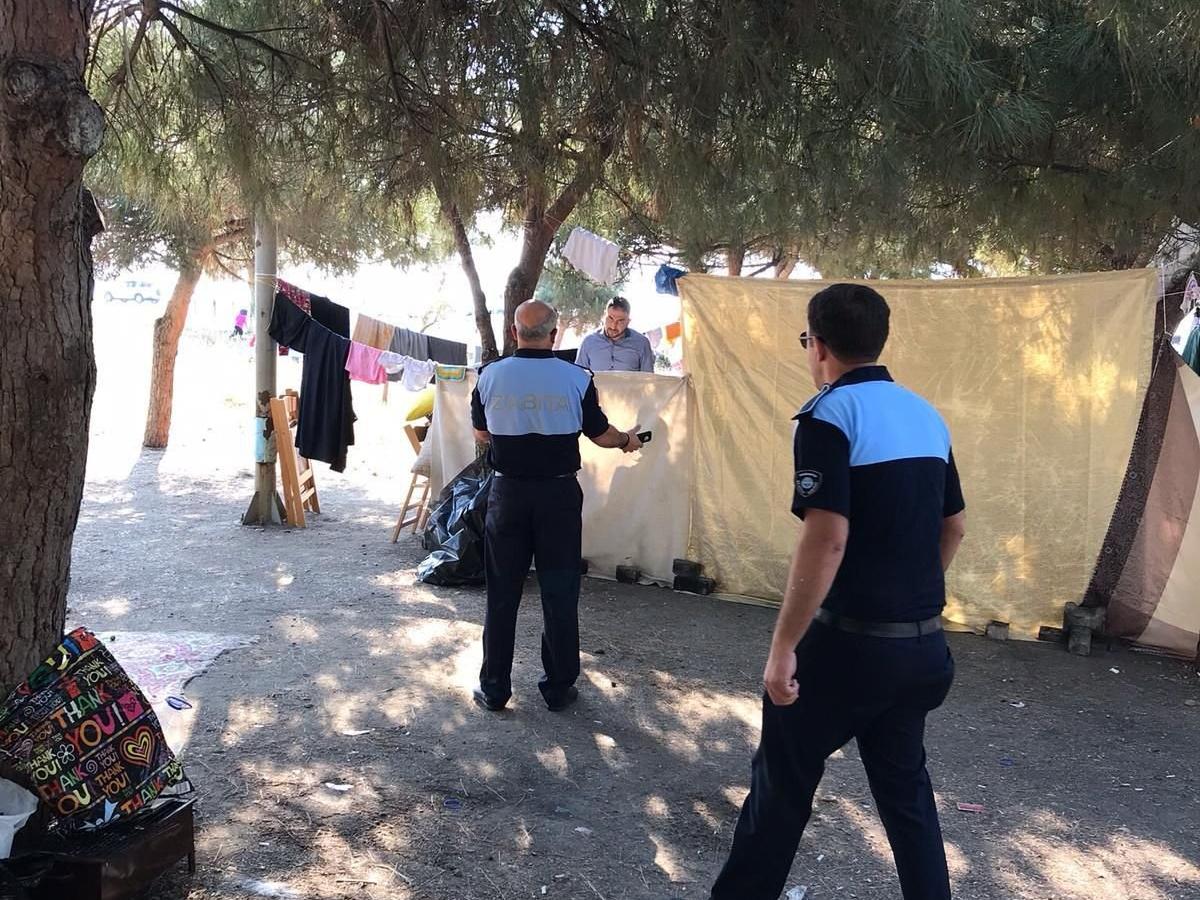 Bursa’da sahile inen Suriyeliler, tatilcileri canından bezdirdi