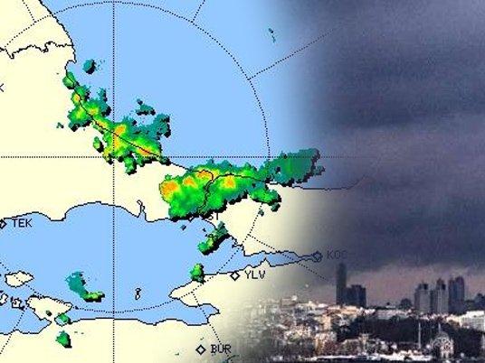 Felaketlere sebep olan sağanak yağış İstanbul'da...