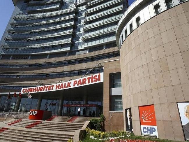 CHP’nin gündemi yeni anayasa