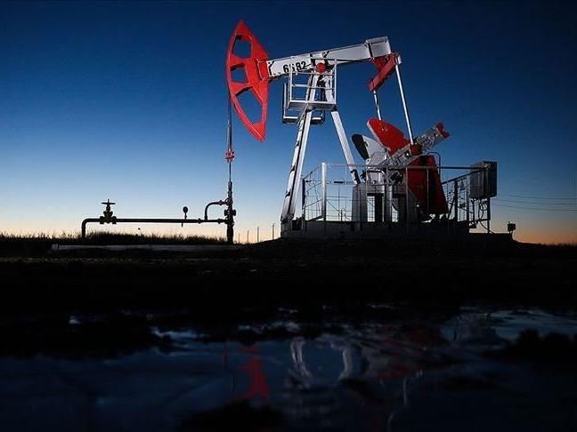 OPEC petrol üretimini kısma kararını 9 ay daha uzattı
