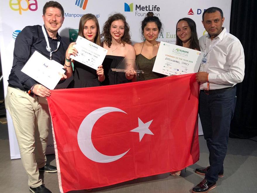 Liseli girişimciler ‘Avrupa Şampiyonu’ oldu