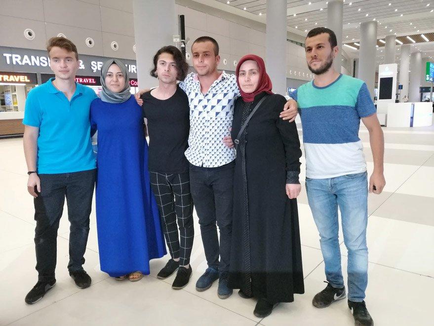 Libya'da alıkonulduktan sonra serbest kalan 6 Türk gemici İstanbul'da