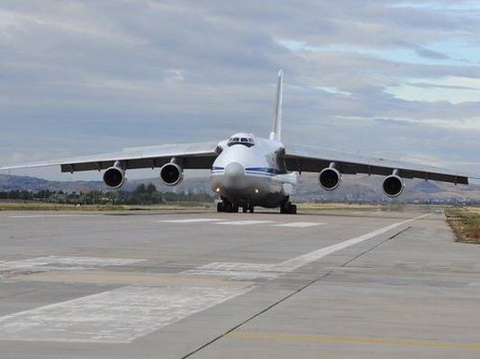 S-400'te ikinci gün! Rus uçağı Ankara'ya indi
