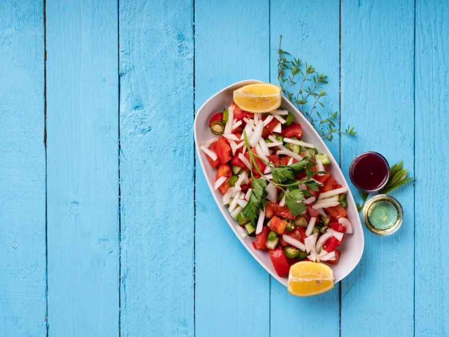 Vazgeçilmez lezzet çoban salatası: Çoban salatası nasıl yapılır? İşte tarifi...
