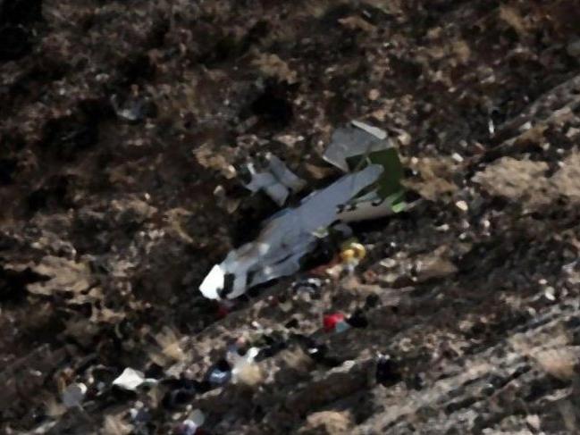 Avusturya'da uçak dağlık alana düştü: 3 ölü