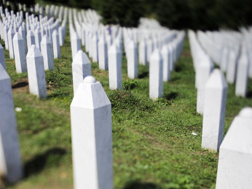 Hollanda Yüksek Mahkemesi ülkeyi Srebrenitsa katliamından 'yüzde 10' oranında sorumlu buldu