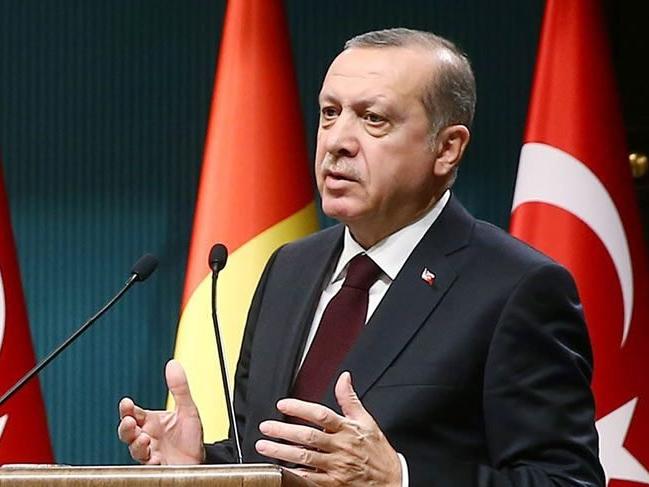 Erdoğan: Yaptırım tehdidi Türkiye'yi haklı davasından vazgeçiremez