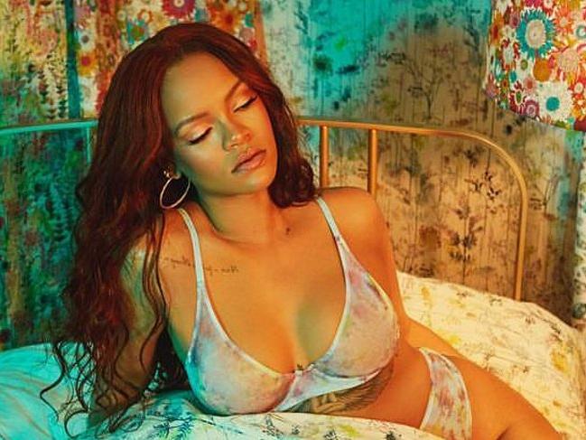 Rihanna Savage x Fenty çamaşırlarının yeni tasarımlarını tanıttı