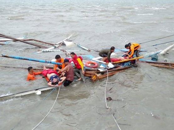 3 yolcu teknesi battı: 31 ölü çok sayıda kayıp var