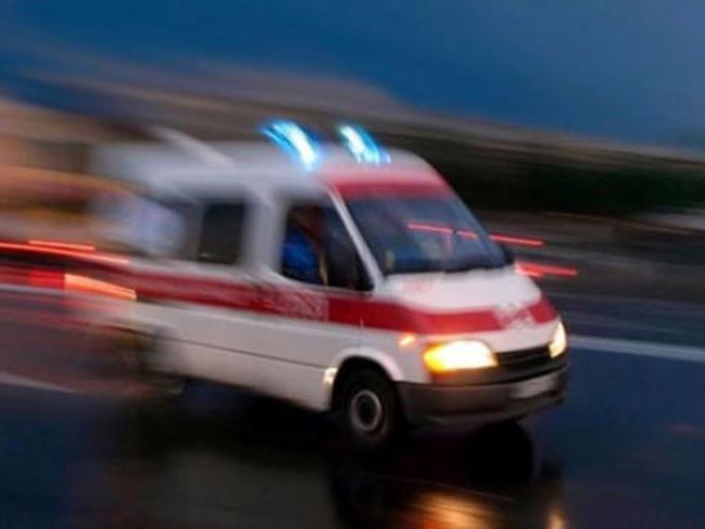İzmir'de iki otomobil çarpıştı! Bir ölü, 6 yaralı