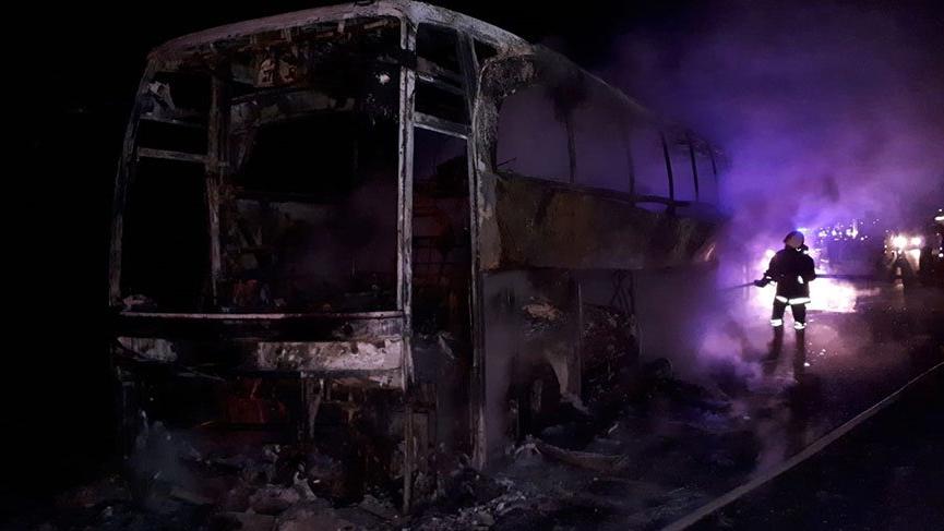 Yine otobüs yandı; 40 yolcu son anda kurtarıldı