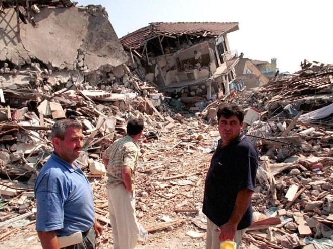 Her 100 konuttan 52'si deprem sigortalı