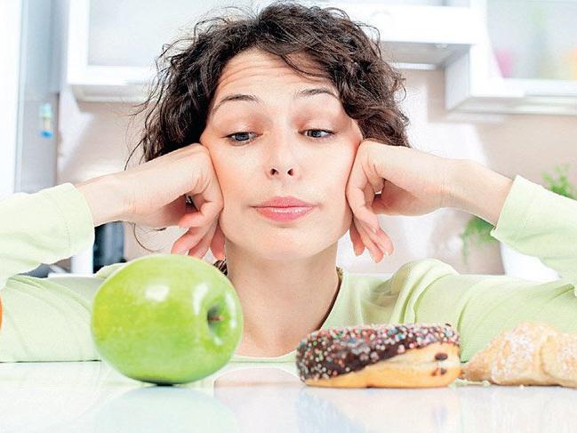 Yeme isteğiyle nasıl başa çıkmanın 11 etkili yolu