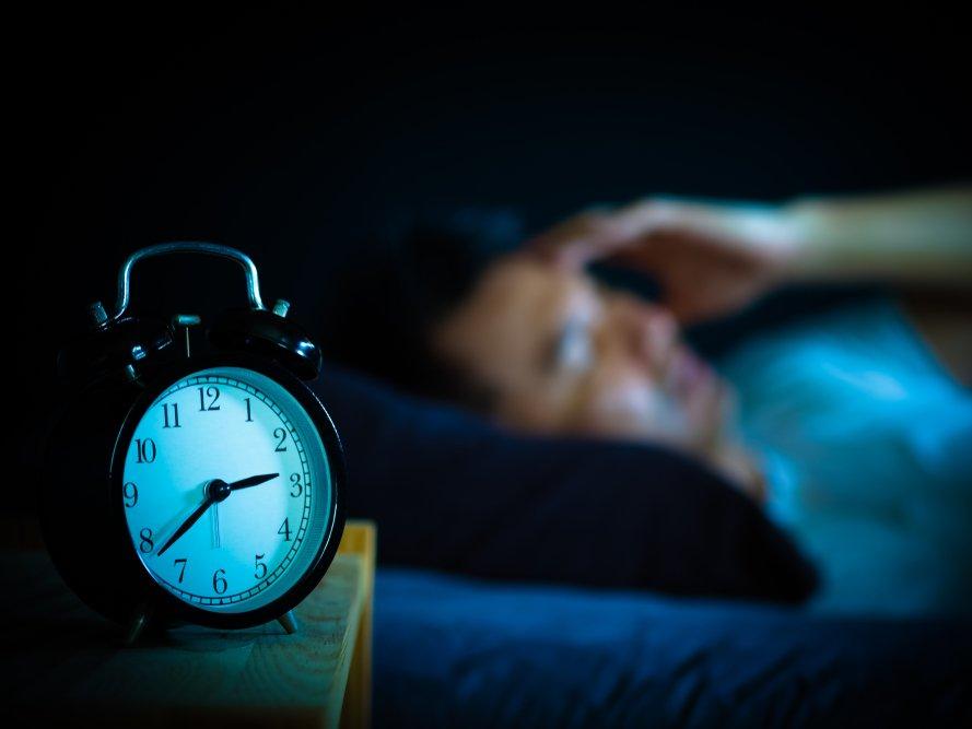 Genetik olarak uykusuzluğa yatkın olanlarda kalp hastalığı riski artıyor