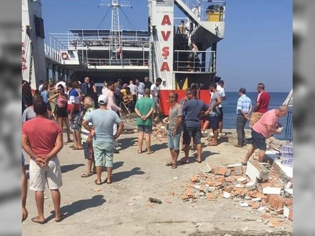 Avşa'daki feribot kazasında 7 kişi yaralandı