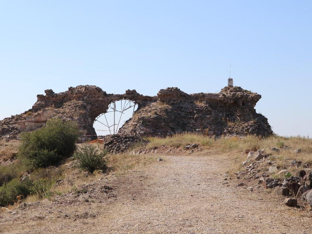 Osmanlı'nın ilk fethettiği Karacahisar Kalesi'nde kazılara başlandı