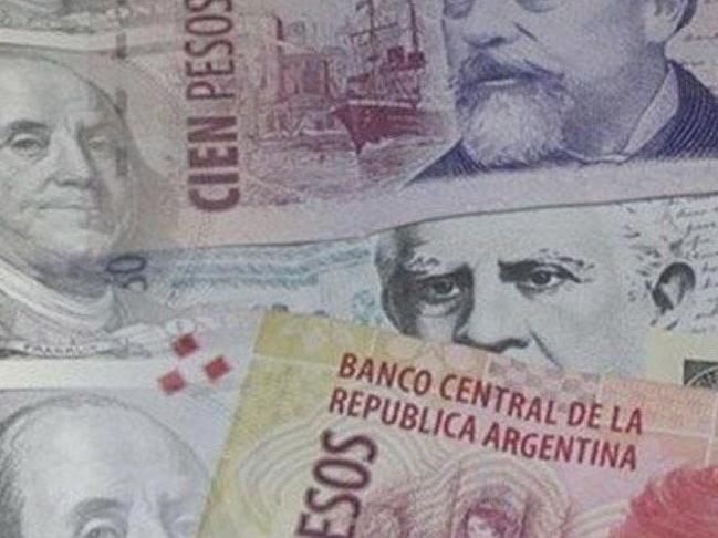 Borç krizi derinleşen Arjantin sermaye kontrolleri başlattı