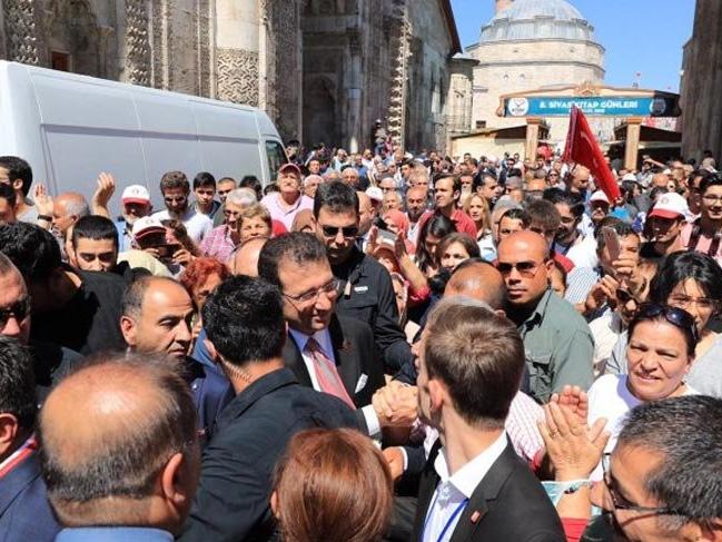 Ekrem İmamoğlu Sivas'ta: Ben, bütün bu acı olayları hatırladıkça...