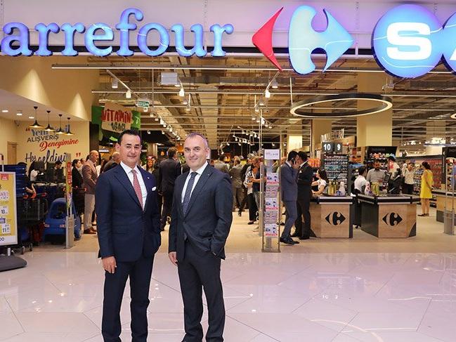 Metropol İstanbul CarrefourSA Hiper, Ataşehir'de açıldı